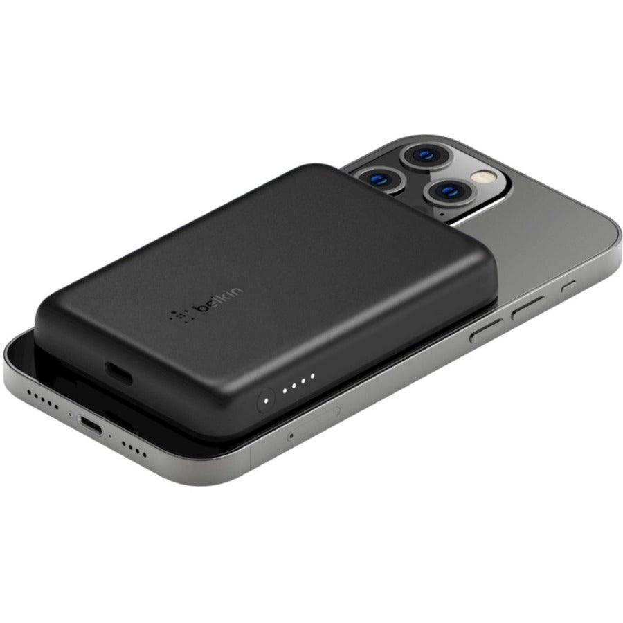 Belkin BoostCharge Magnetic Wireless Power Bank 2.5K - BPD002BTBK