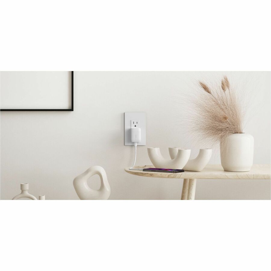 Belkin BoostCharge USB-C&reg; Wall Charger 20W - Power Adapter - WCA006DQWH