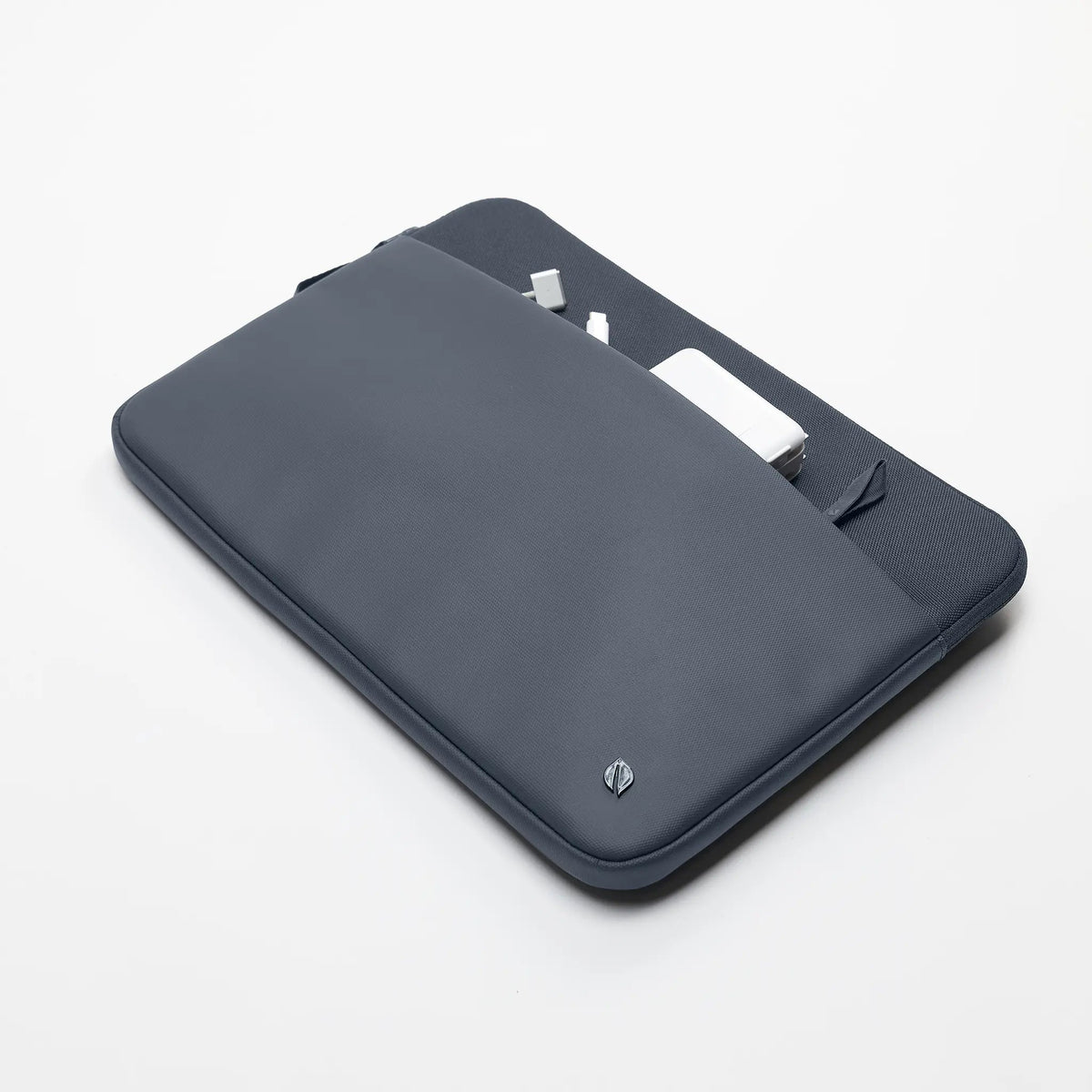 Incase A.R.C. Sleeve for 16-inch Laptop