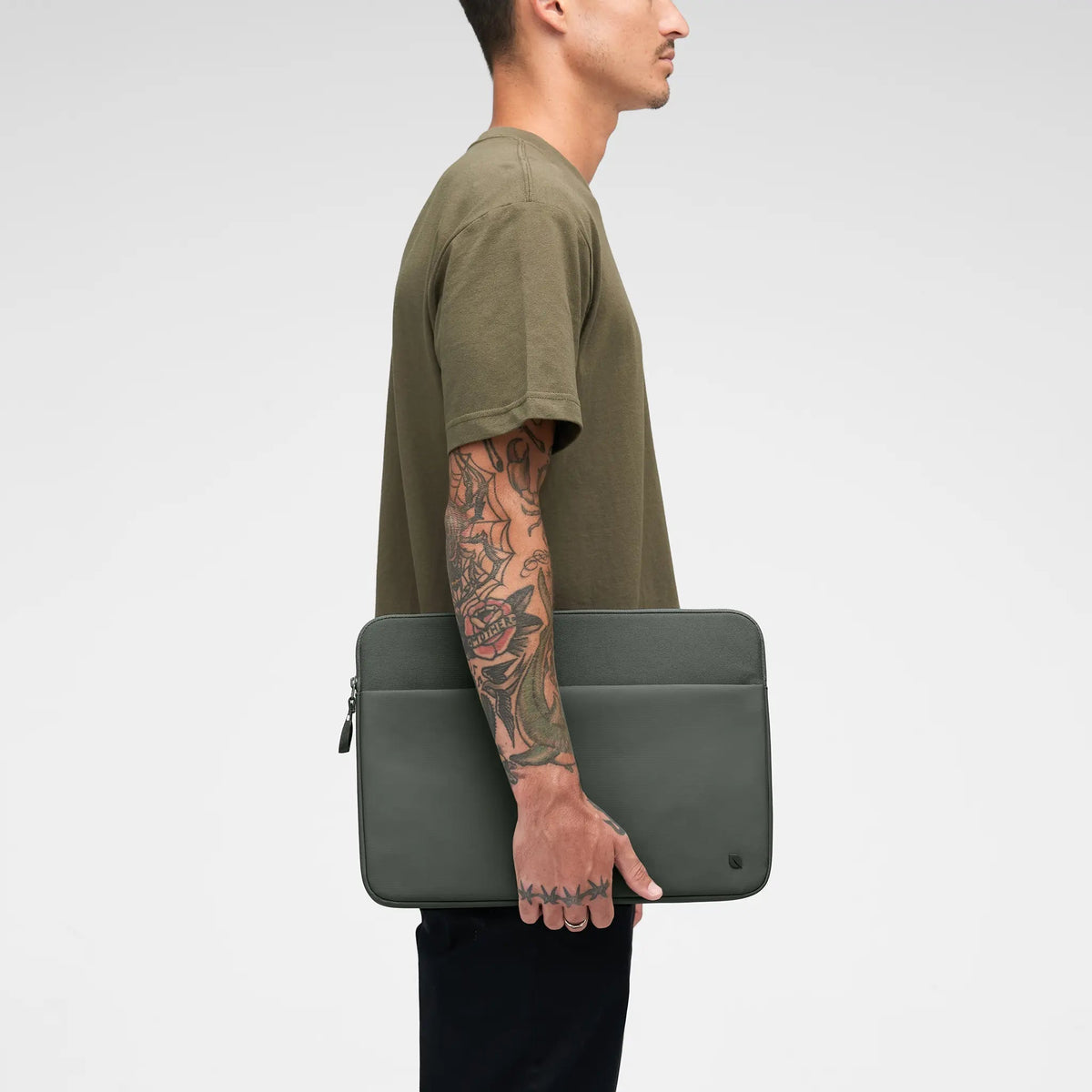 Incase A.R.C. Sleeve for 16-inch Laptop