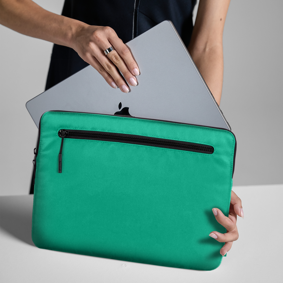 Incase Compact Sleeve for 13-inch Laptop