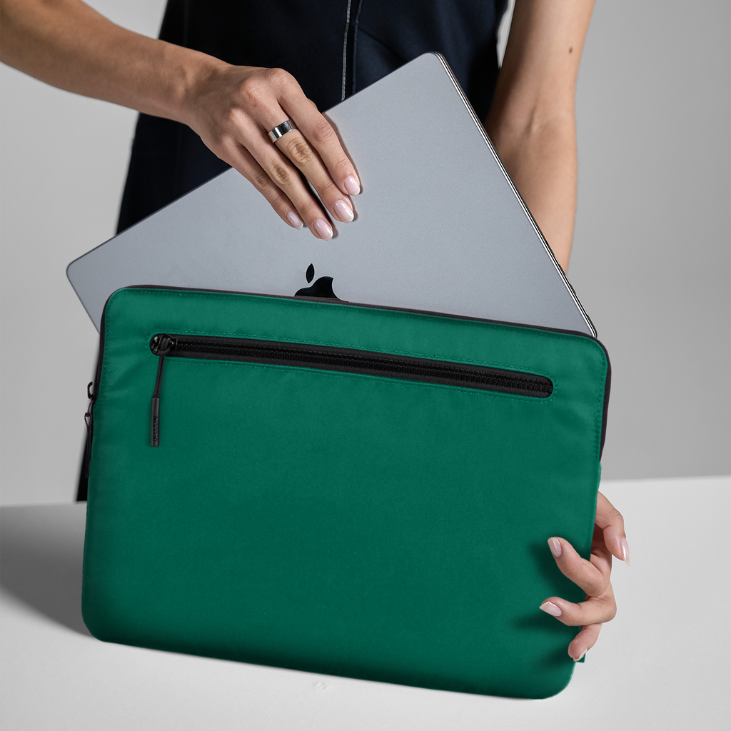 Incase Compact Sleeve for 13-inch Laptop