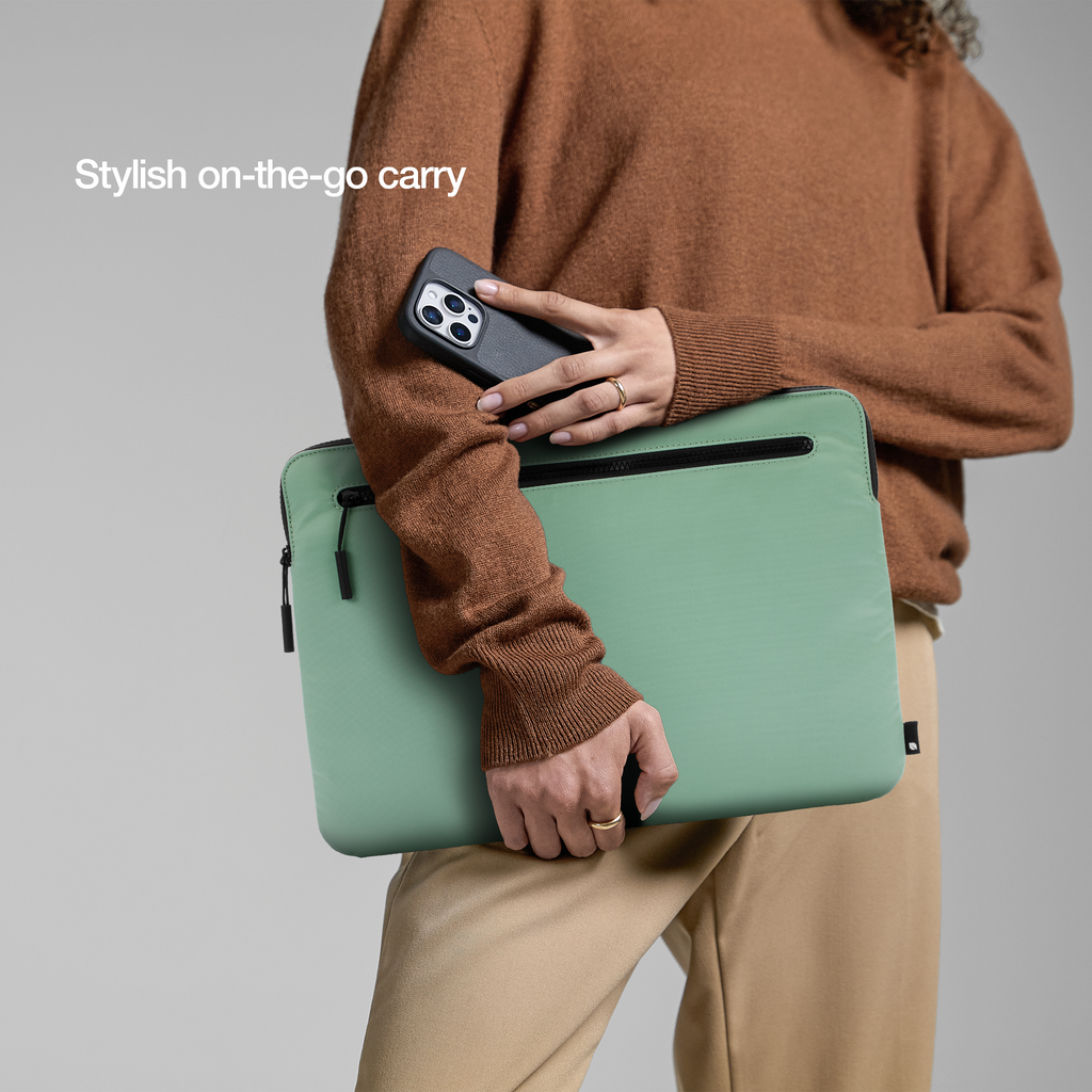 Incase Compact Sleeve 14-inch Laptop