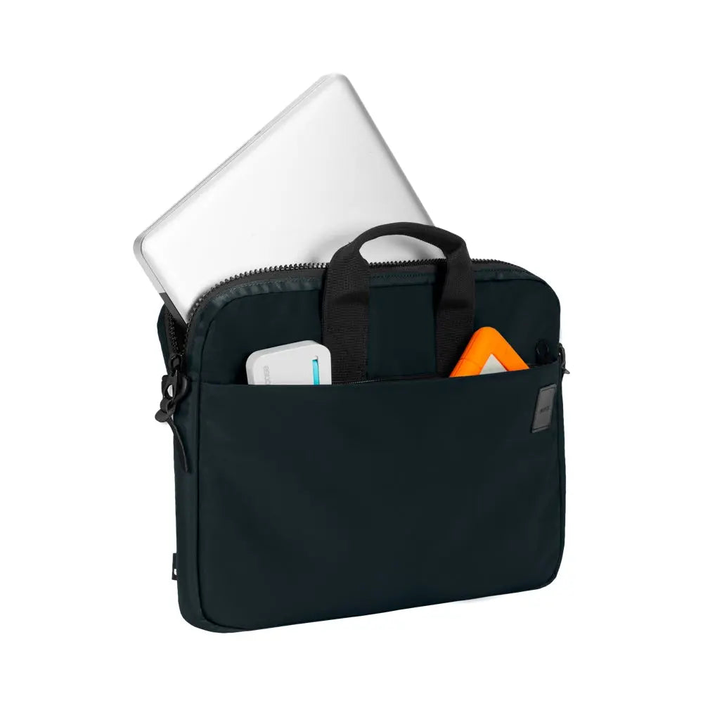 Compass Brief 13-inch with Flight Nylon 3L